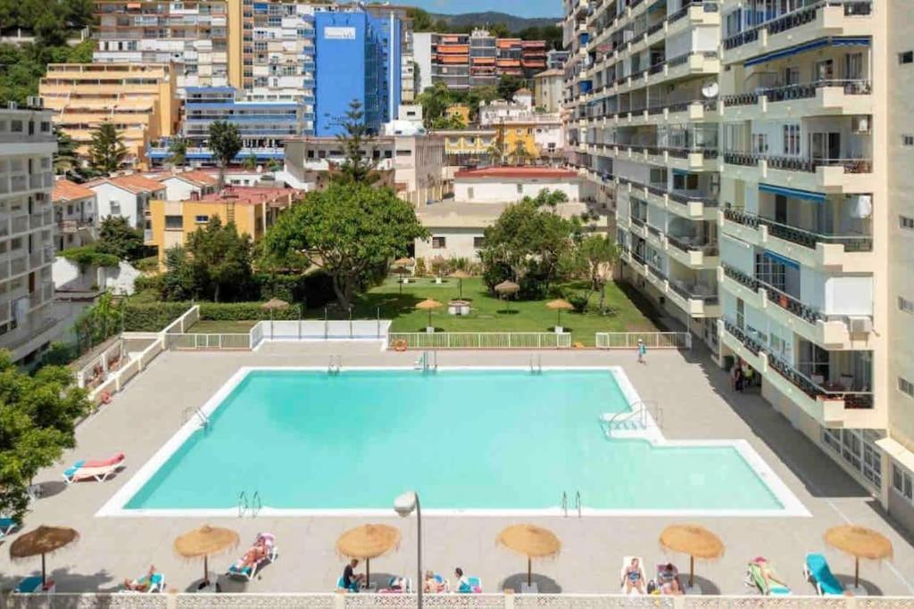 Magnifico Apartamento En La Carihuela, Torremolino Torremolinos Exterior foto